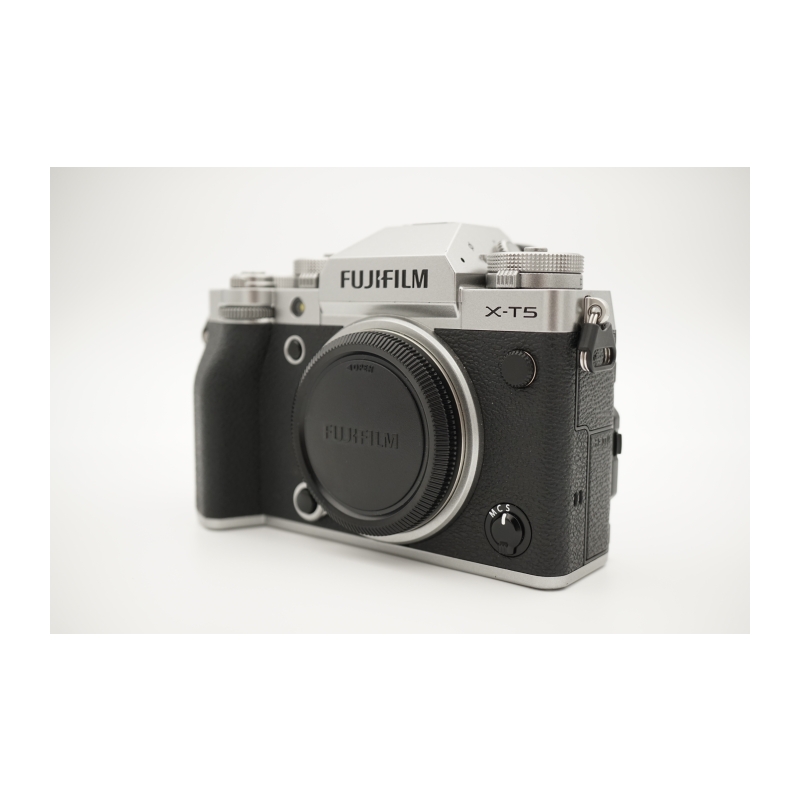 X-T5 Body Silver - Tweedehands