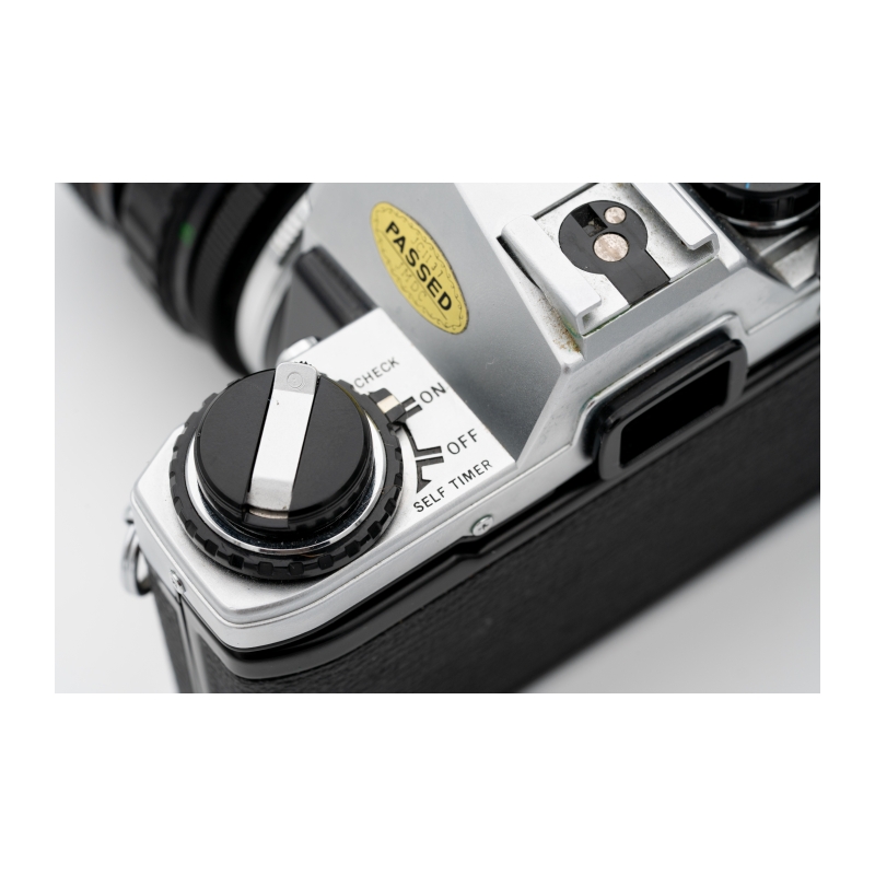 OM-10 + Zuiko MC Auto-Zoom 35-70mm f/4 – Occasion