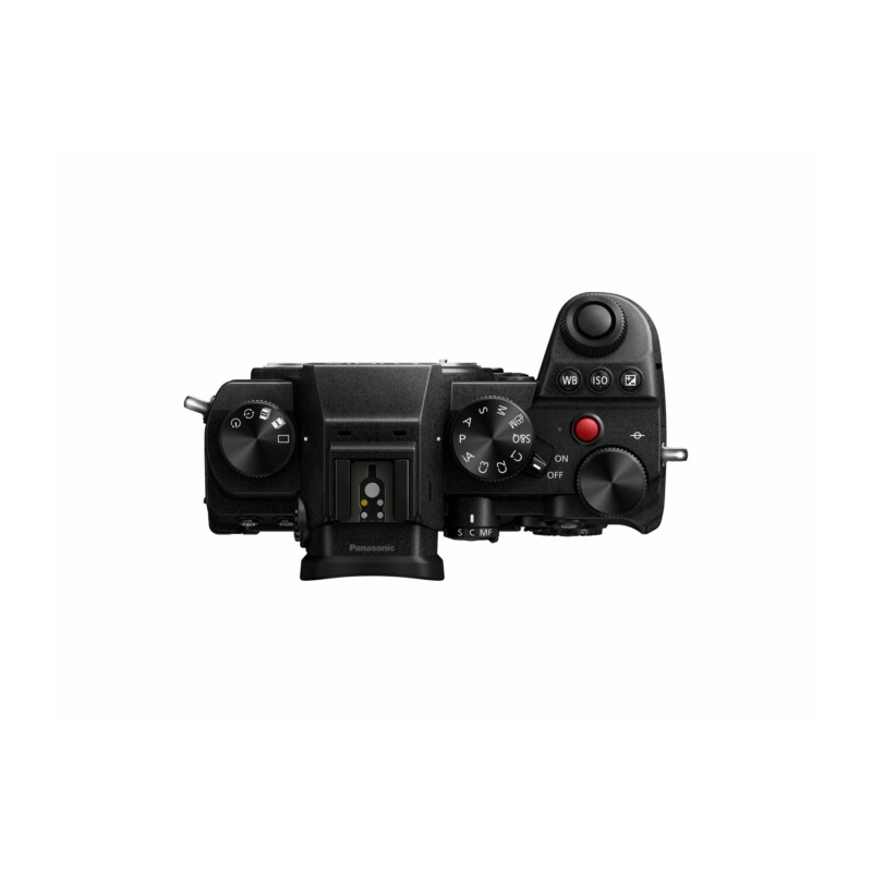 LUMIX S5D Black + S 18-40mm f/4.5-6.3