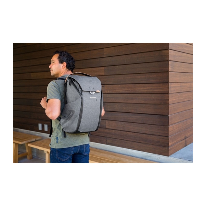 Everyday Backpack 30l V2 - Charcoal