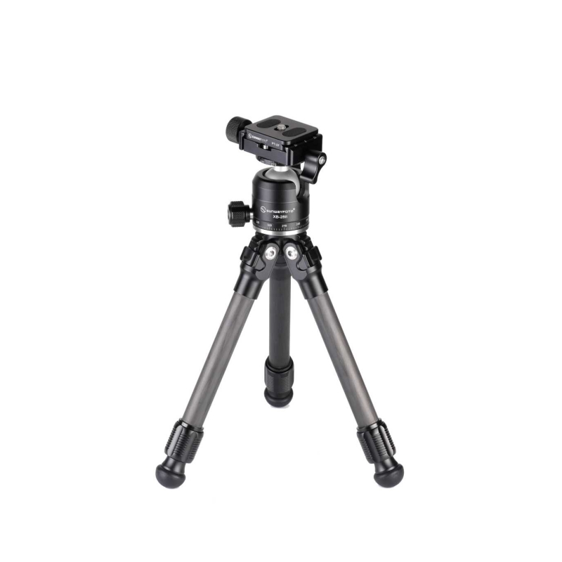 Tripod and Macro Focusing Rail Kit