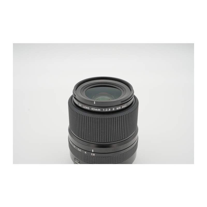 GF 45mm F2.8 R WR Occasion