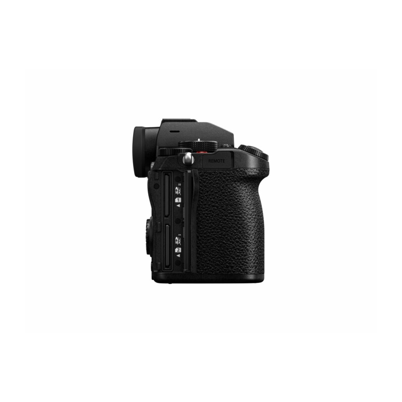 LUMIX S5D Black + S 18-40mm f/4.5-6.3