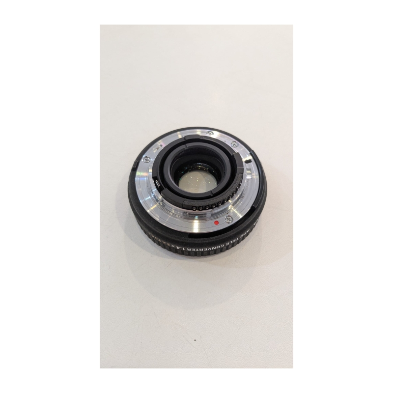 1.4x EX DG teleconverter (Nikon F mount)