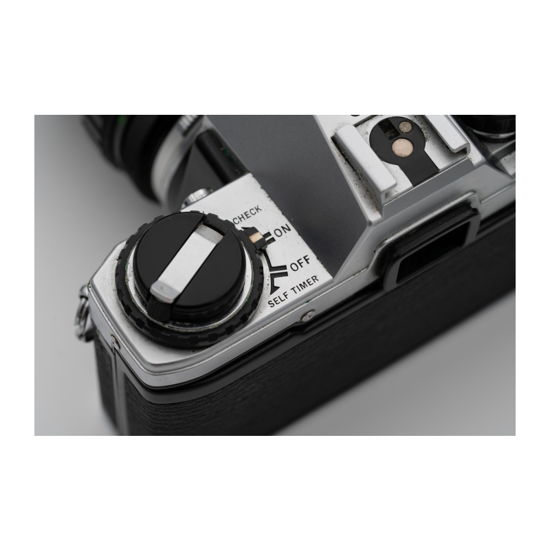 OM-10 + Zuiko Auto-Zoom 35-70mm f/4 – Occasion