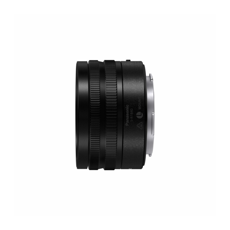 LUMIX S5D Black + S 18-40mm f/4.5-6.3