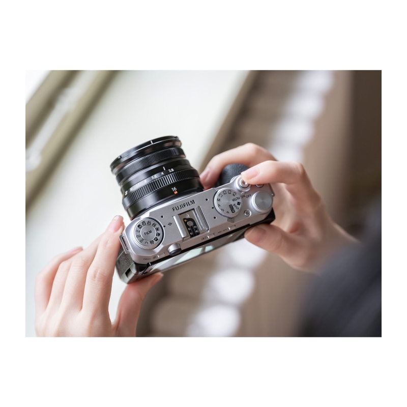 X-M5 Silver + XC15-45mm f/3.5-5.6 OIS PZ