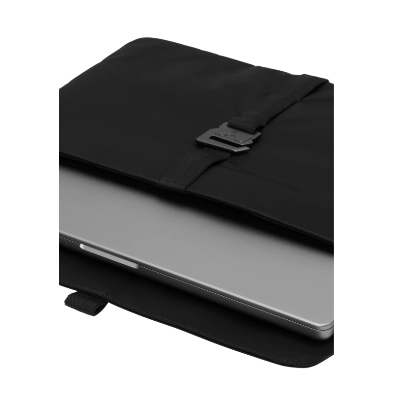 Essential Laptop Sleeve 16 Inch Black Out
