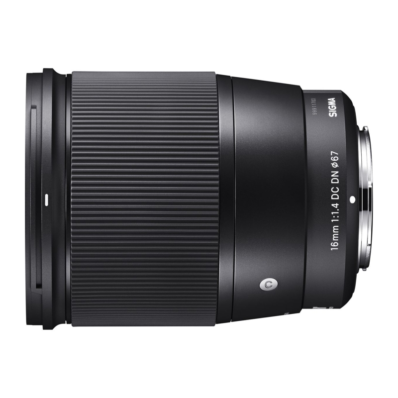 16mm f/1.4 DC DN (C) Sony