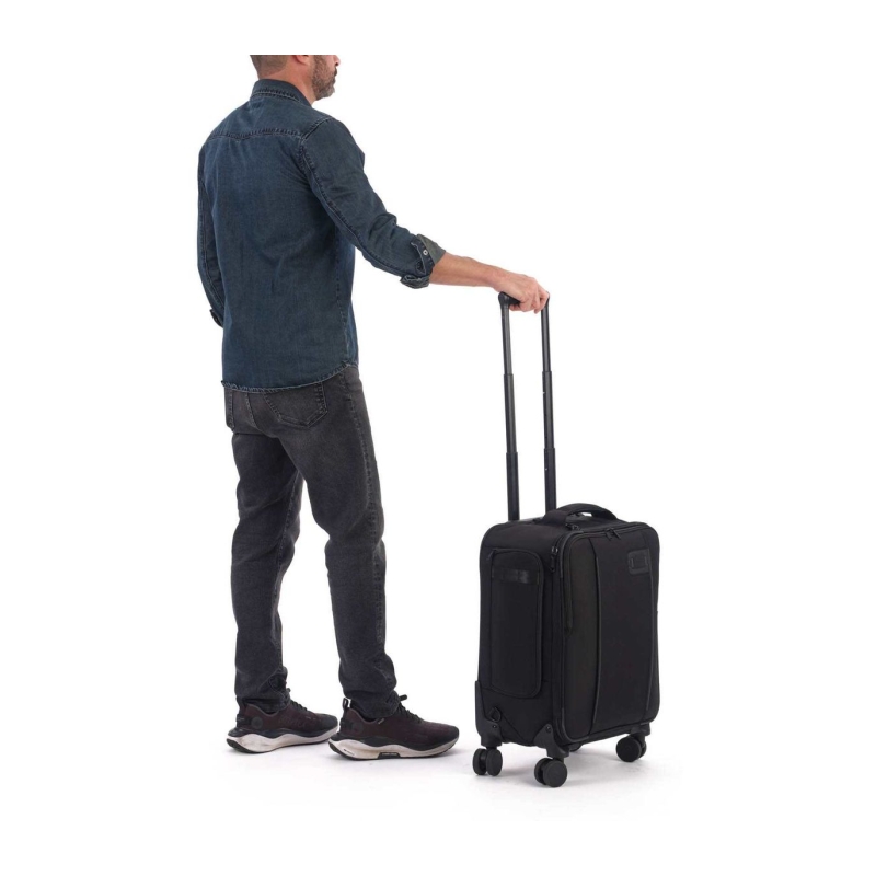 roadie V2 Spinner 21 International (638-725)
