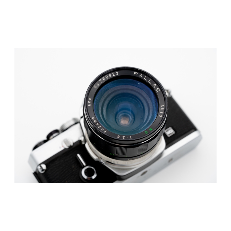 OM-1 + Pallas Auto MC 28mm f/2.8 – Occasion
