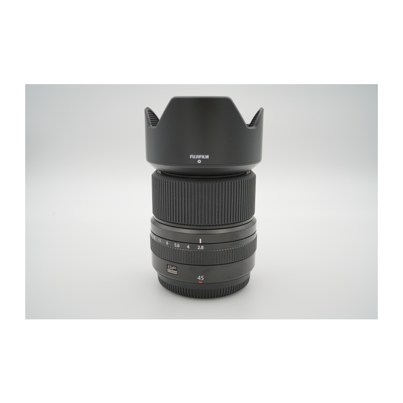 GF 45mm F2.8 R WR Occasion