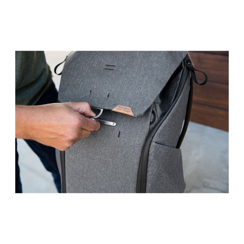 Everyday Backpack 30l V2 - Charcoal