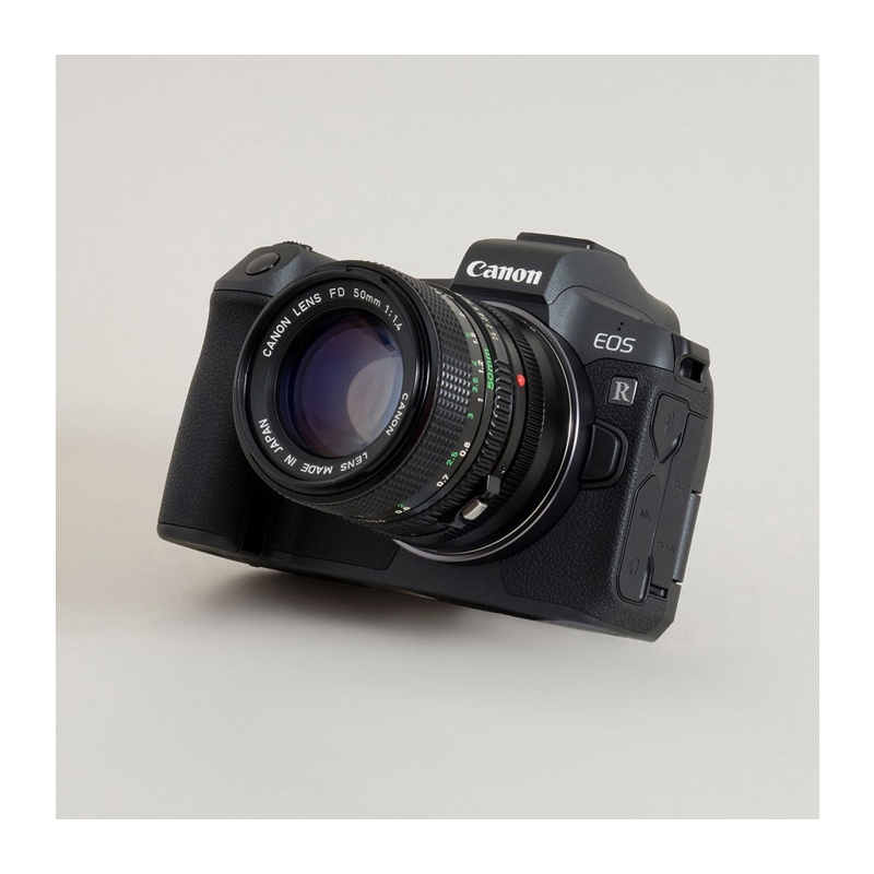 Lens Mount Adapter: Compatible w/ Canon FD Lens To Canon RF