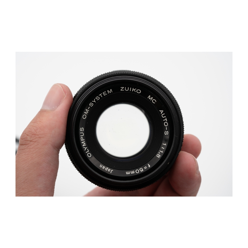 OM 10 zwart met 50mm 1.8 - Occasion