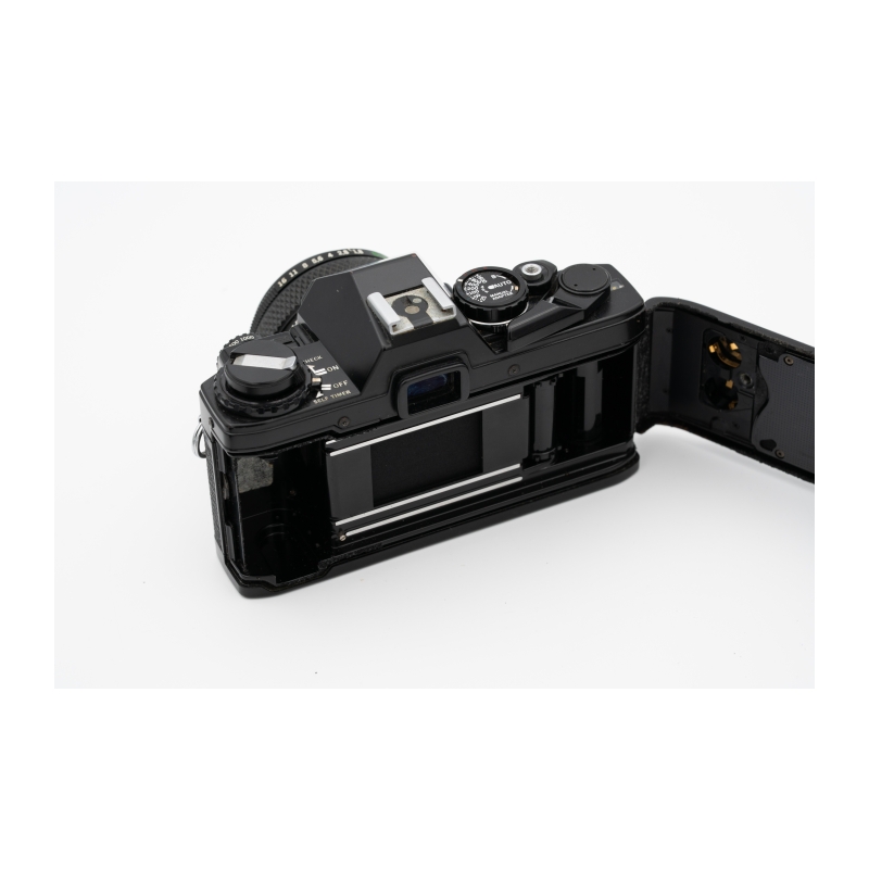 OM 10 zwart met 50mm 1.8 - Occasion